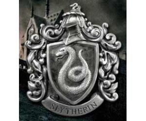 Escudo de pared the noble collection harry potter casa slytherin resina 20 x 28 cm