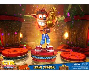 First 4 figures standard estatua 52 cm crash team racing nitro - fueled crash (winner)