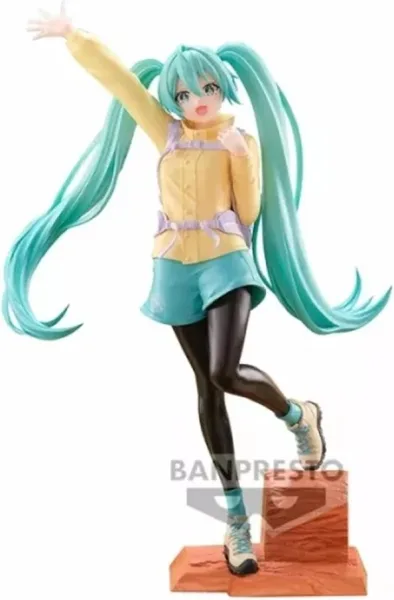 Figura banpresto hatsune miku holiday memories mountain climbing