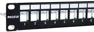 Panel frontal armario rack 19 pulgadas phasak para 24 conectores 1u con org. de cables ftp negro pa 3524