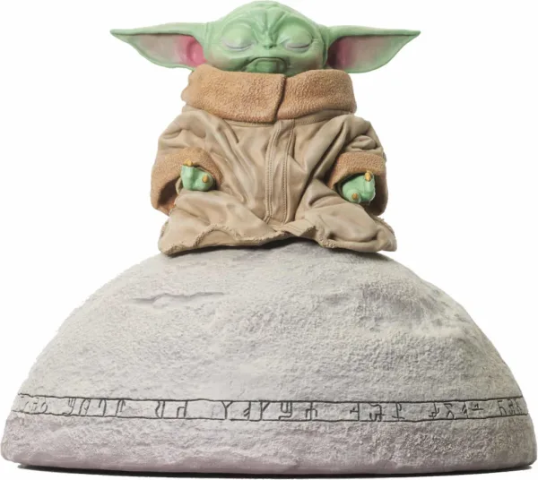 Figura diamond select toys star wars the mandalorian grogu on seein stone 1 - 6 escala milestones statue